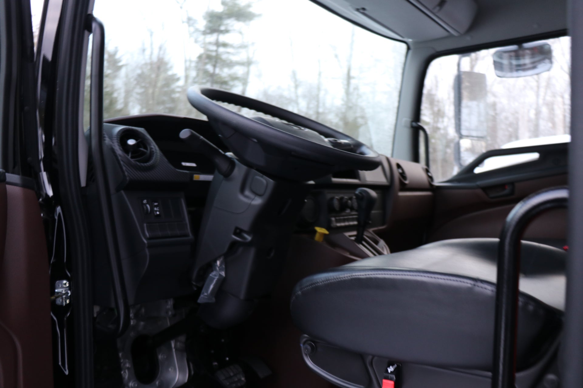 2026 Hino L6-24 Base