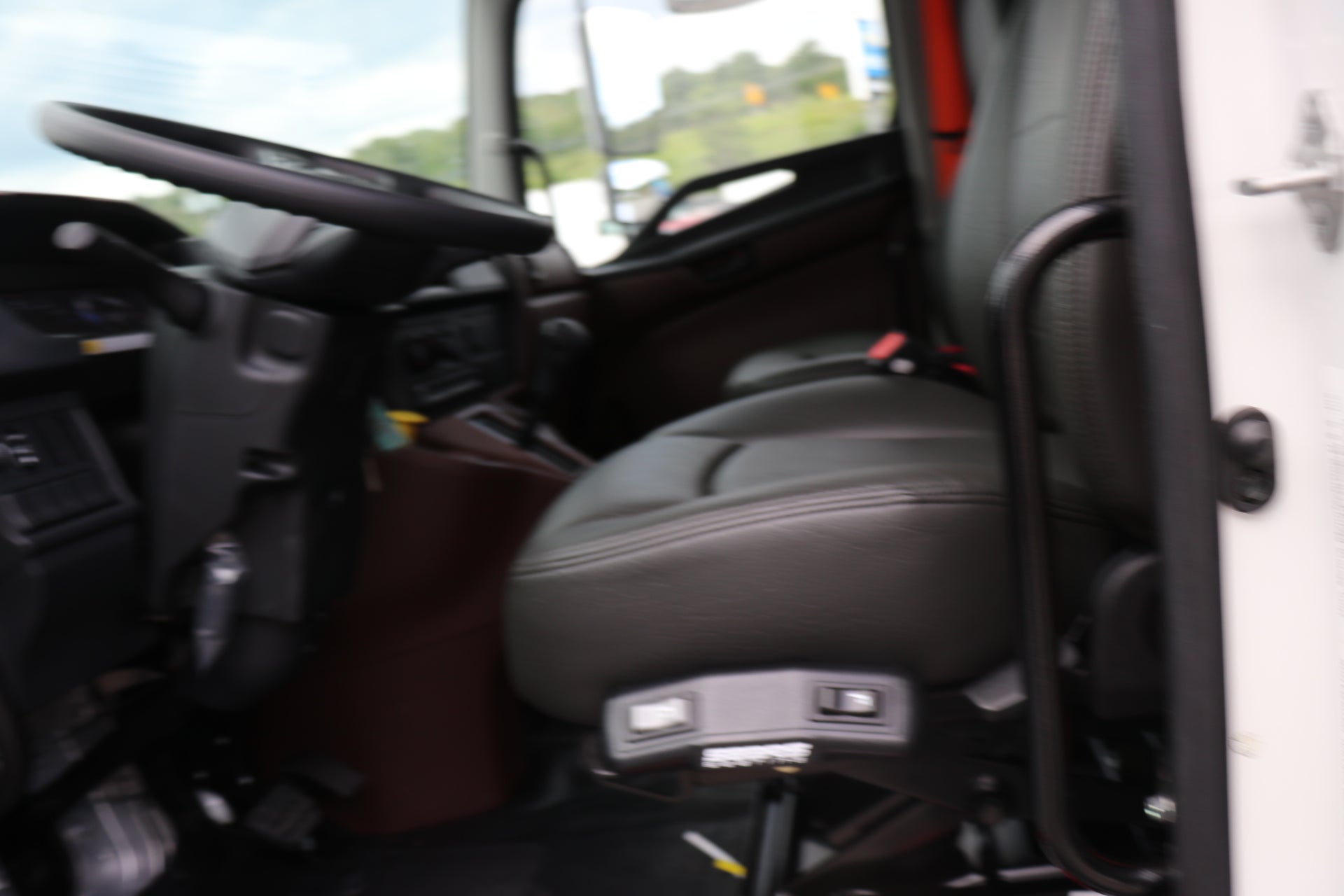 2027 Hino L6-24 Base