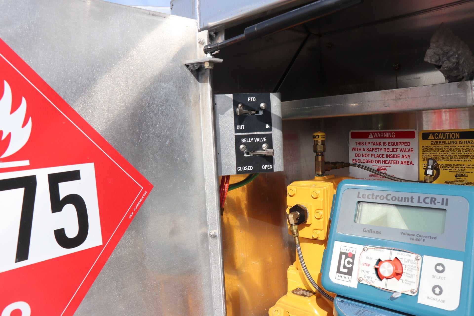 2025 Hino L7-24 Base