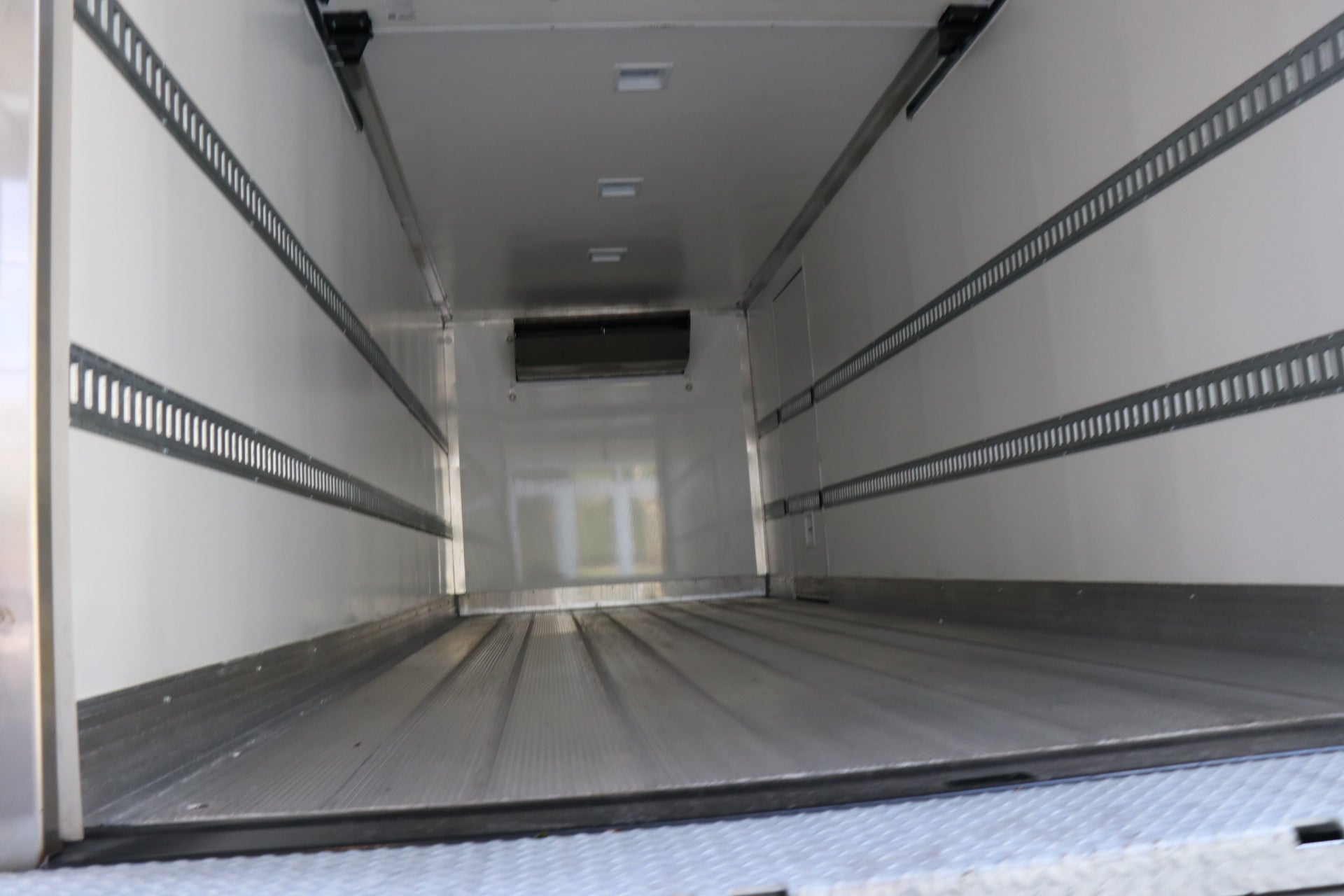 2027 Hino L7-24 Base