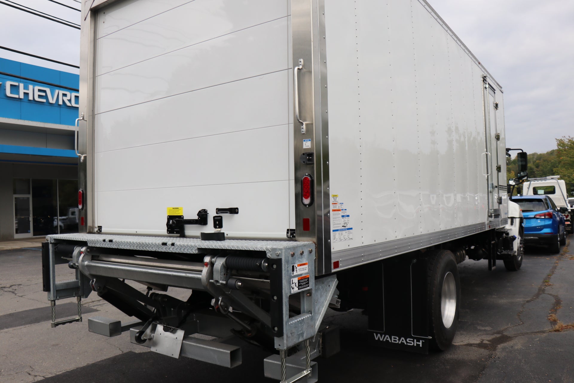 2027 Hino XL7 Base